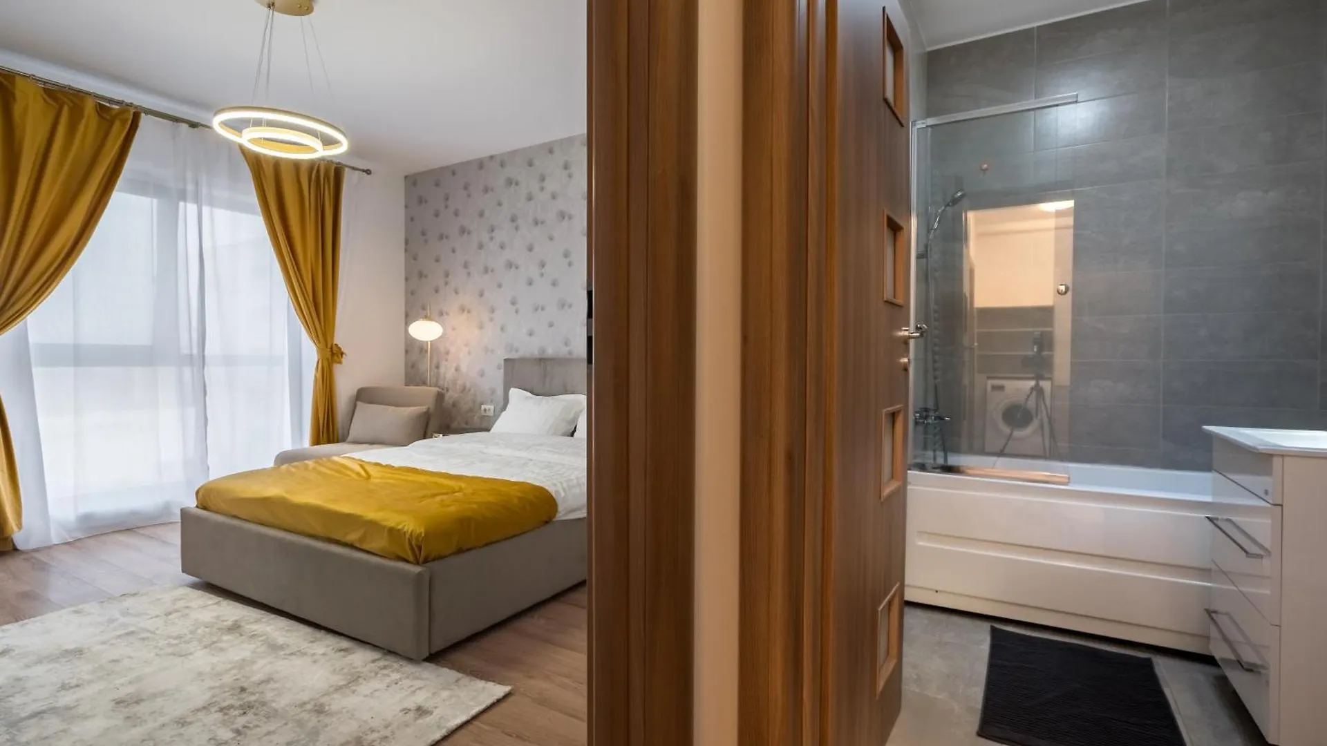 Plaza Residence Studio 92 Bucharest Apartment