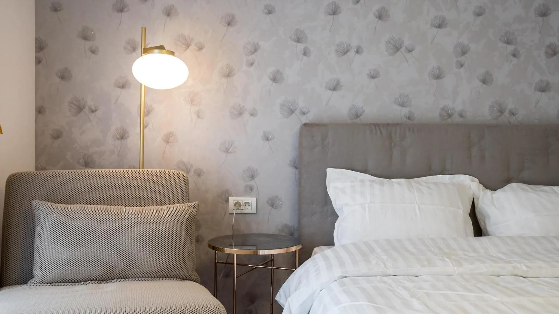 Plaza Residence Studio 92 Bucharest 0*,